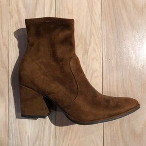 Marc Fisher brown suede booties